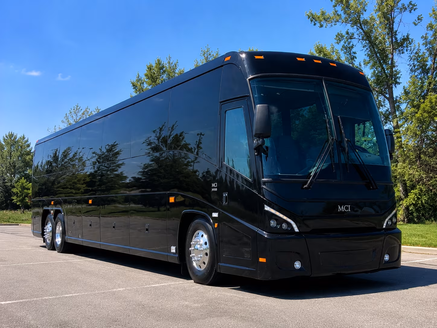 litchfield hills wine country is only an hour away let a bus handle the drive